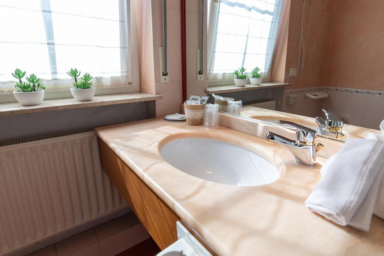 Hotel Ristorante Sagittario Feltre Dış mekan fotoğraf