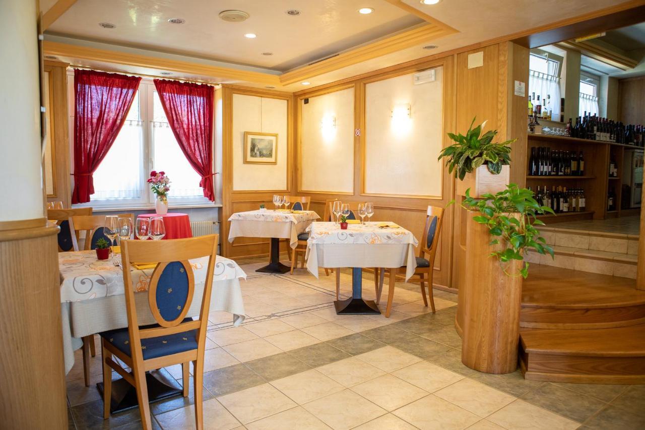 Hotel Ristorante Sagittario Feltre Dış mekan fotoğraf